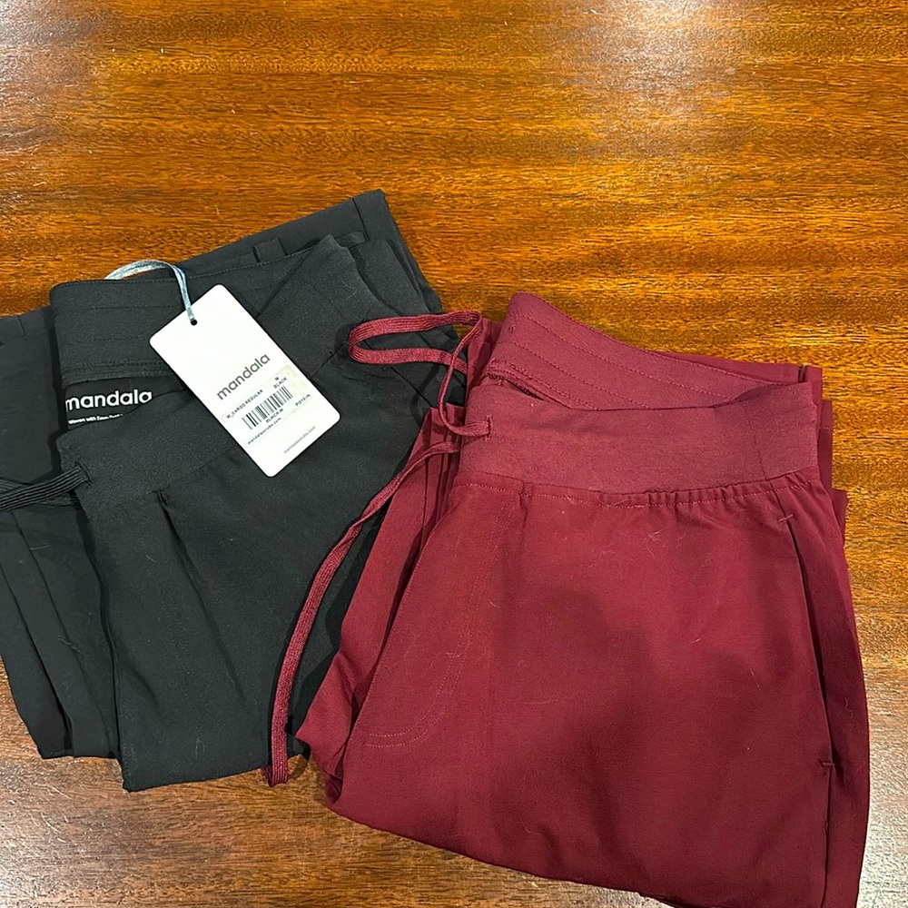 Mandala scrub pants (2)